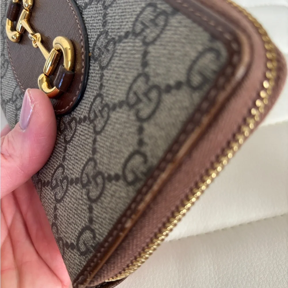 Gucci Brown and Gold Wallet - Picture 6 of 11